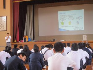 選挙管理委員のかた