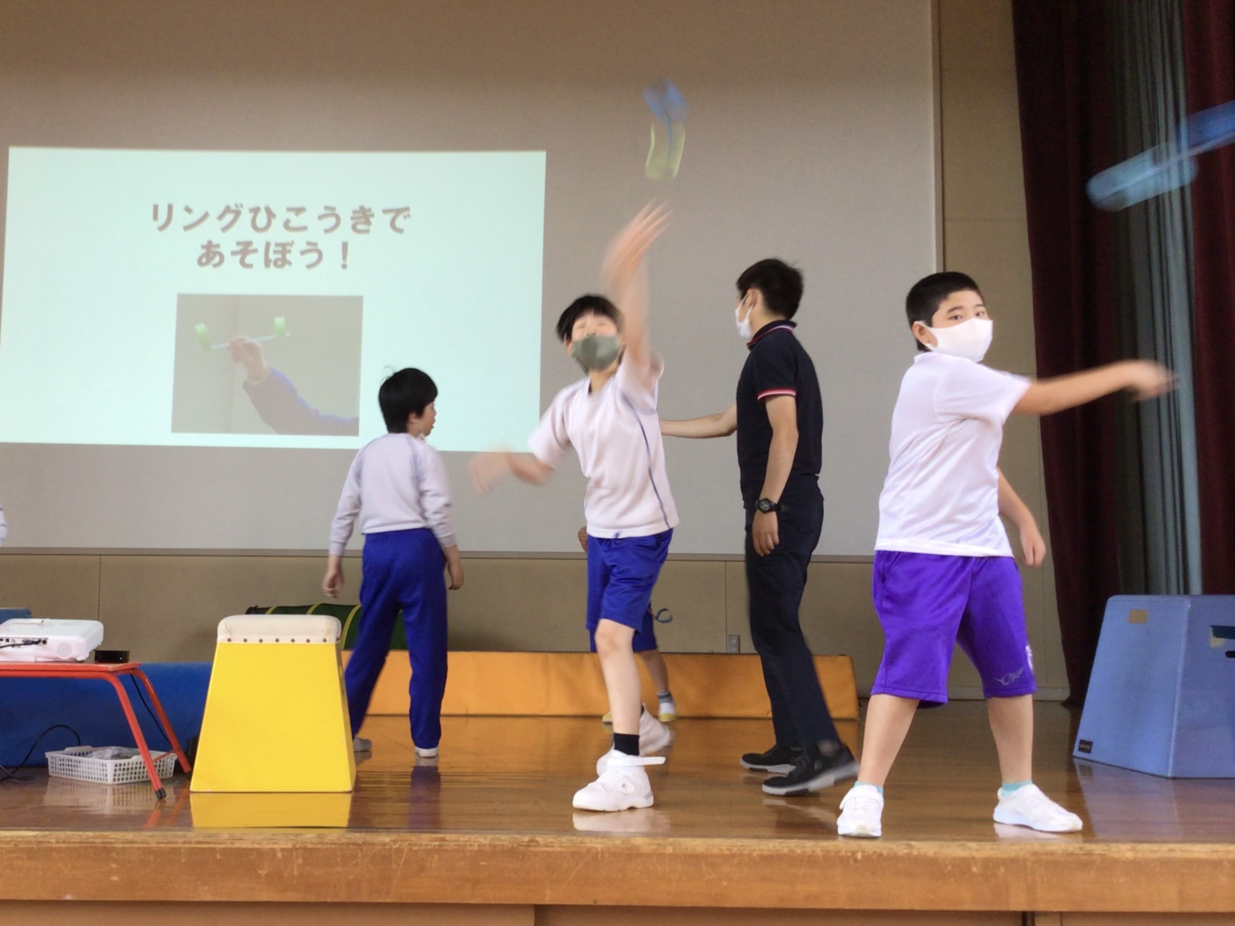 風で動くおもちゃで遊ぼう 岡山県立東備支援学校 風で動くおもちゃで遊ぼう 岡山県立東備支援学校